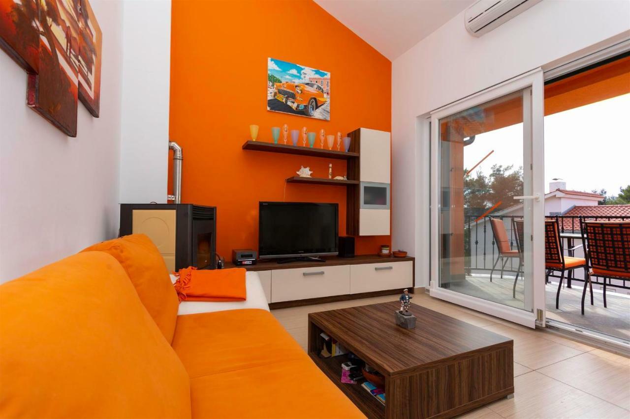 Seafront Apartment Soline With Seaview Ngoại thất bức ảnh