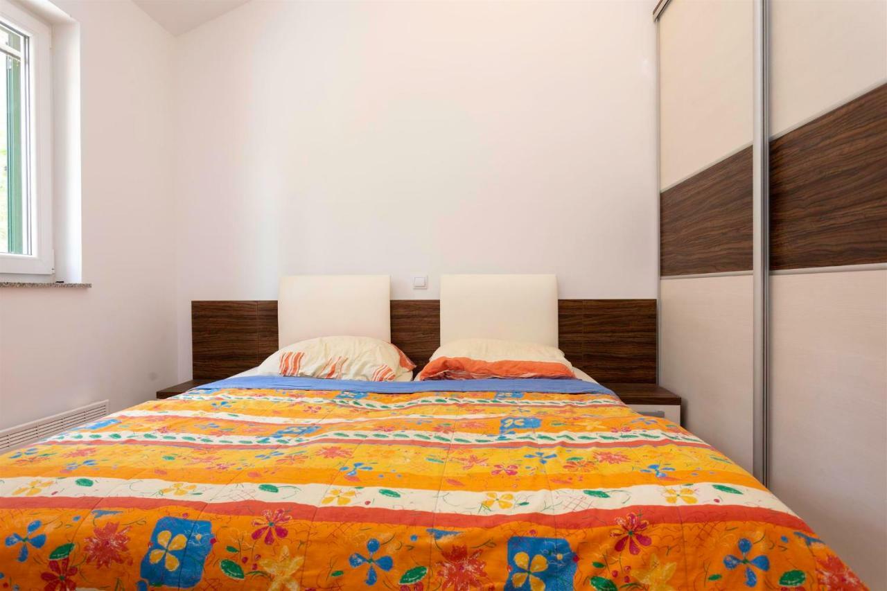 Seafront Apartment Soline With Seaview Ngoại thất bức ảnh